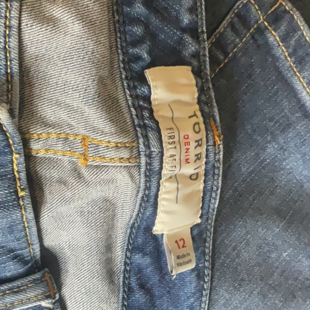 Torrid Shorts Size 12